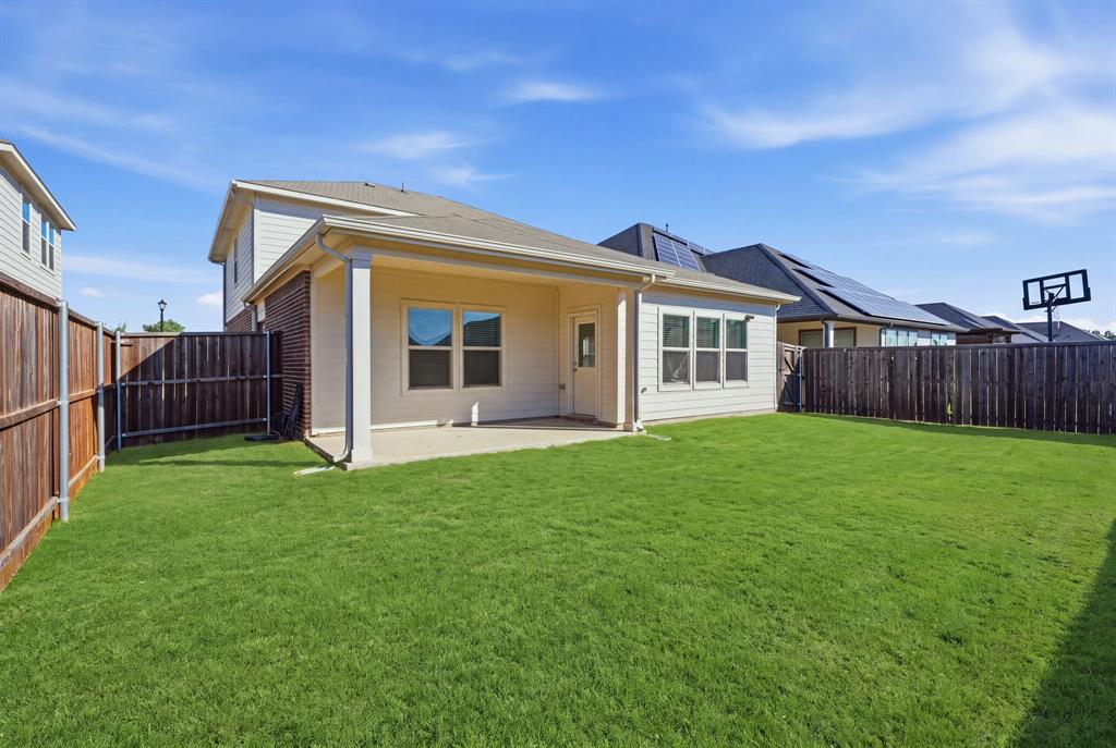 1323 Black Canyon Avenue, Royse City, TX 75189