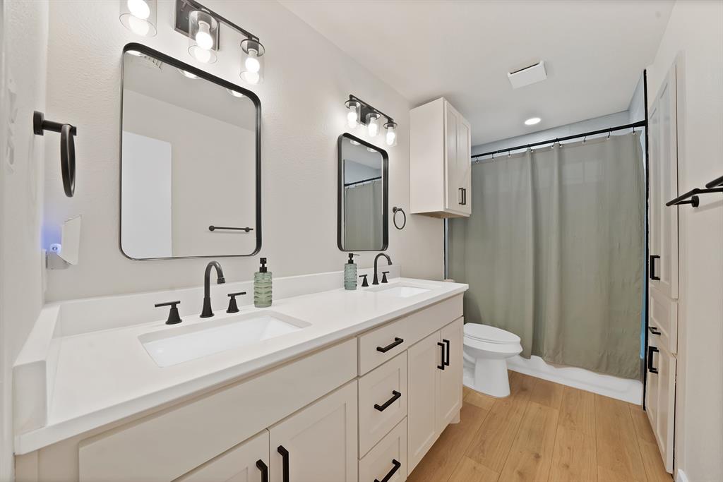 2904 Laurel Lane, Plano, TX 75074