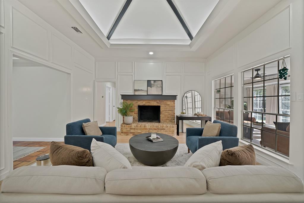 2904 Laurel Lane, Plano, TX 75074