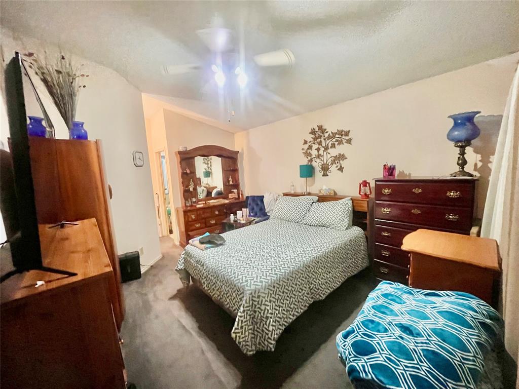 1116 Sandalwood Lane, DeSoto, TX 75115