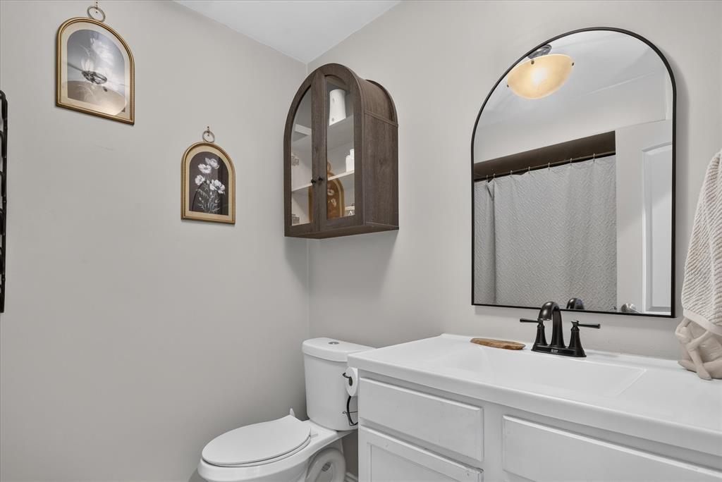 714 Hill City Drive, Duncanville, TX 75116