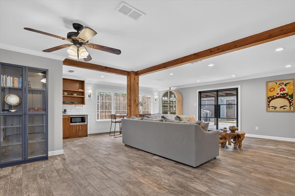 714 Hill City Drive, Duncanville, TX 75116