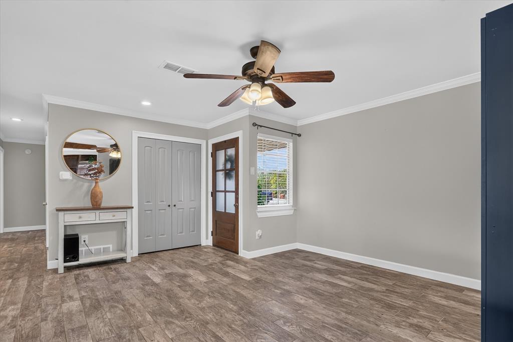 714 Hill City Drive, Duncanville, TX 75116