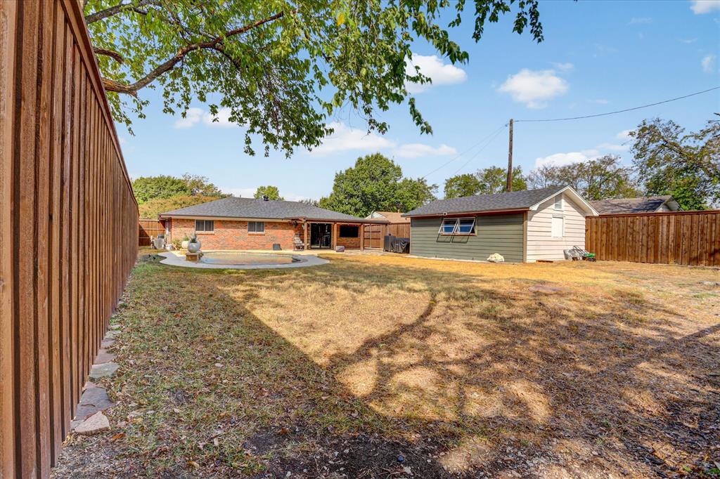 714 Hill City Drive, Duncanville, TX 75116