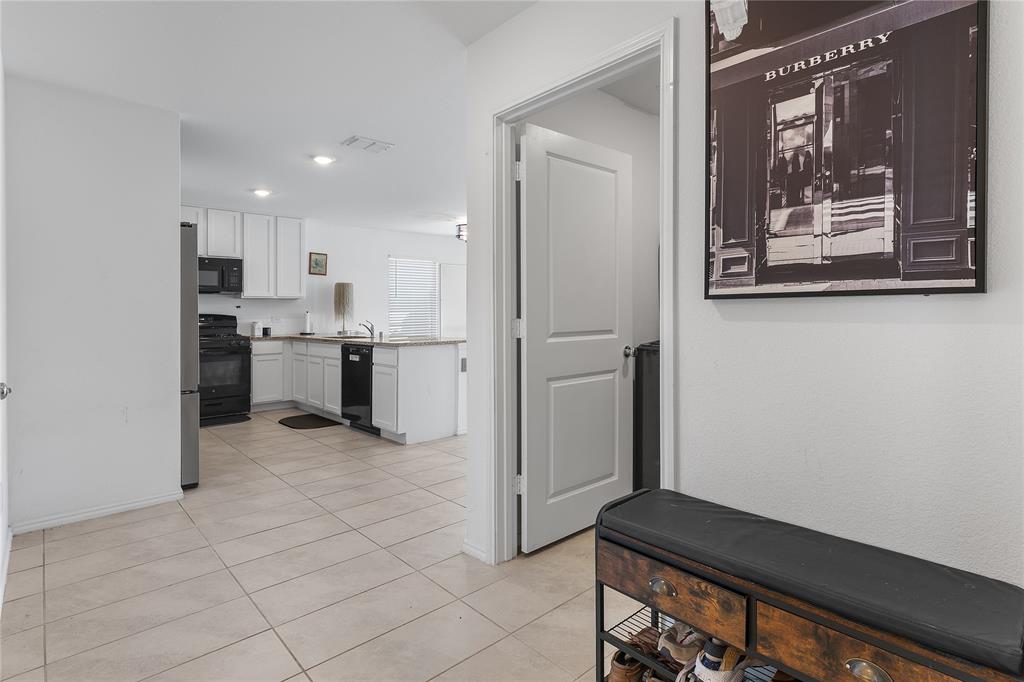 1527 Trick Riding Way, Crandall, TX 75114