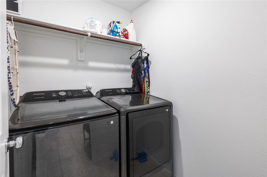 1527 Trick Riding Way, Crandall, TX 75114