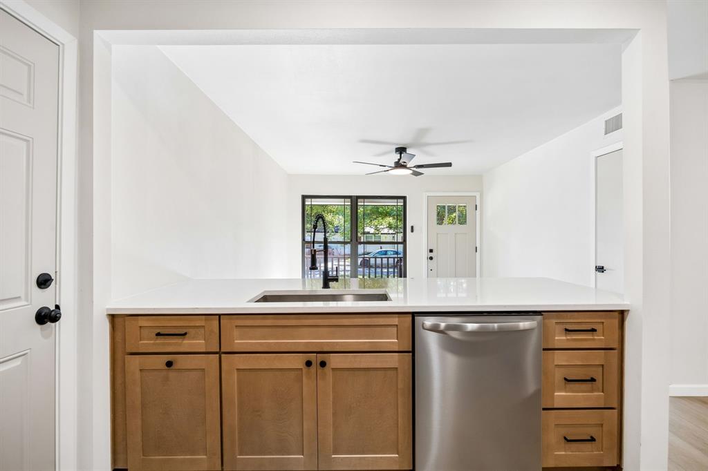 13935 Stardust Lane, Farmers Branch, TX 75234