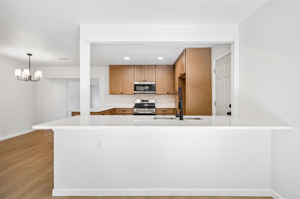 13935 Stardust Lane, Farmers Branch, TX 75234