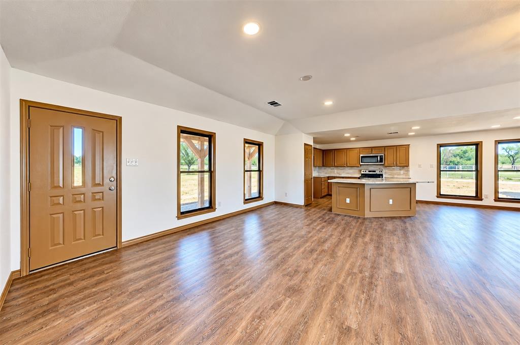 9720 Bluebonnet Drive, Scurry, TX 75158 9720 Bluebonnet Drive, Scurry, TX 75158