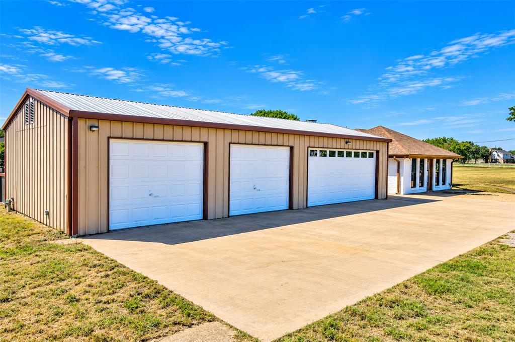 9720 Bluebonnet Drive, Scurry, TX 75158 9720 Bluebonnet Drive, Scurry, TX 75158