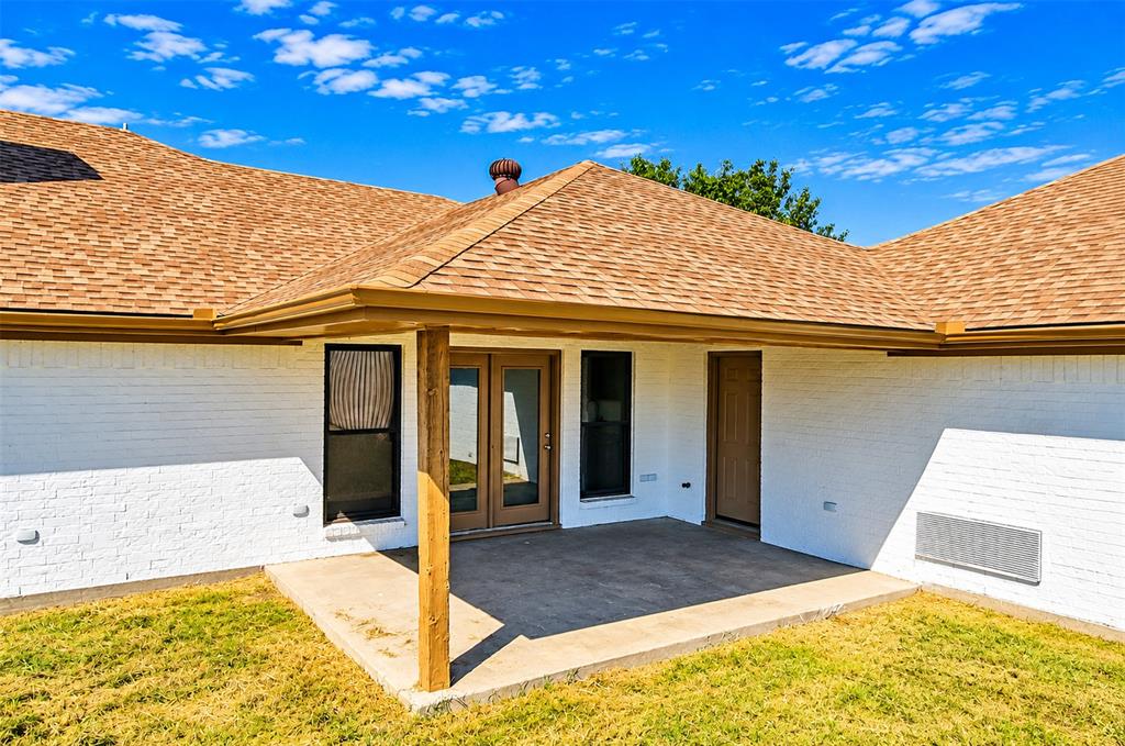 9720 Bluebonnet Drive, Scurry, TX 75158