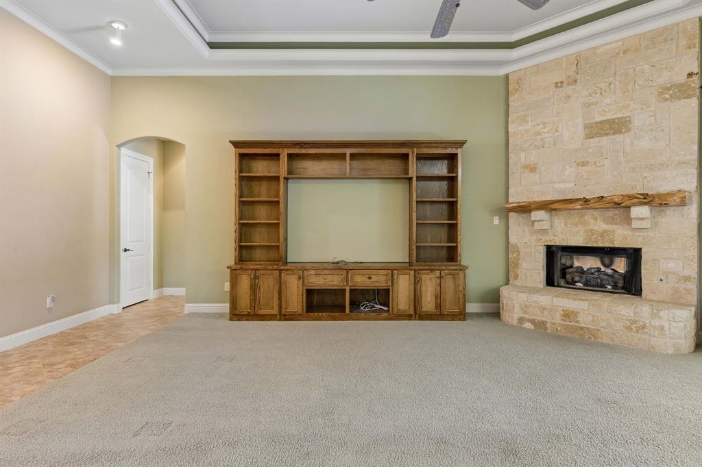 186 Moonlight Drive, Murphy, TX 75094