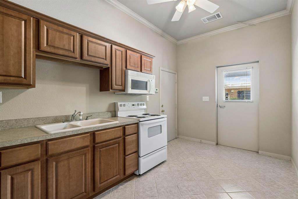 Kitchen in separate apartment