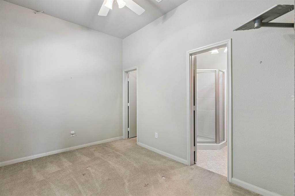Separate apartment with full bathroom and kitchen