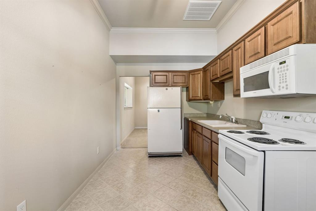 Kitchen in separate apartment