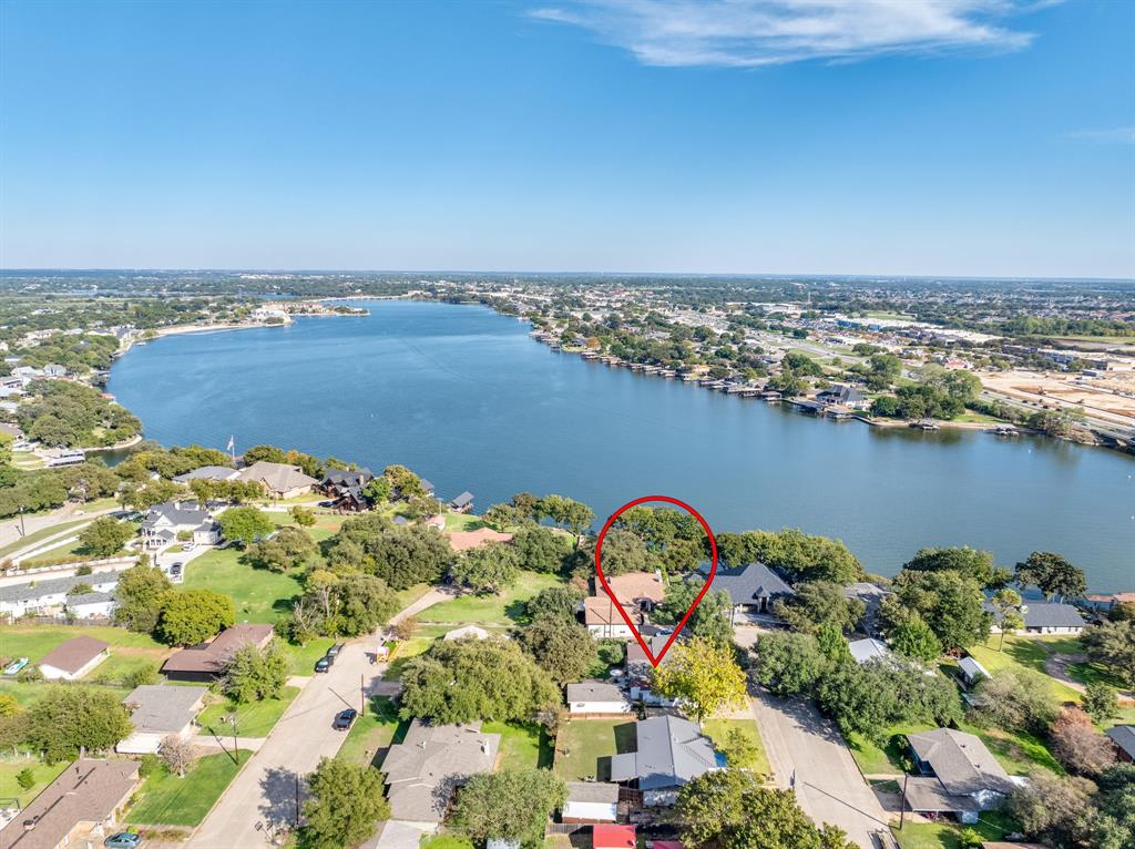604 Crestview Drive, Granbury, TX 76048 604 Crestview Drive, Granbury, TX 76048