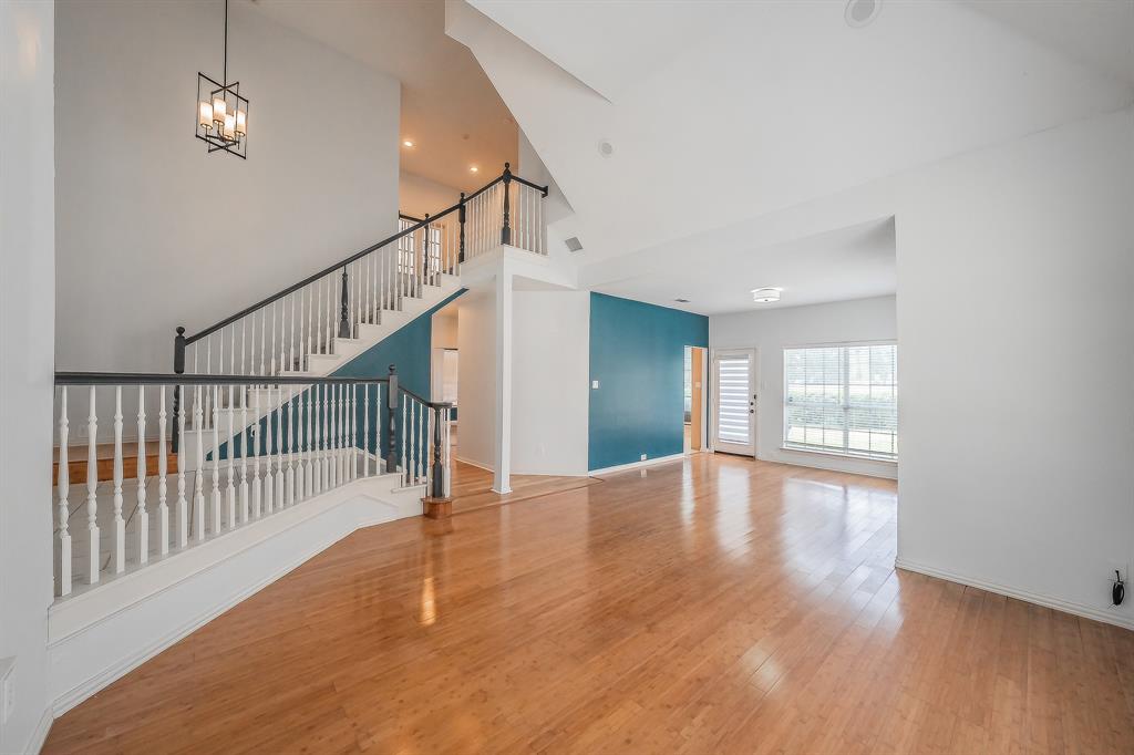 10503 Waters Drive, Irving, TX 75063