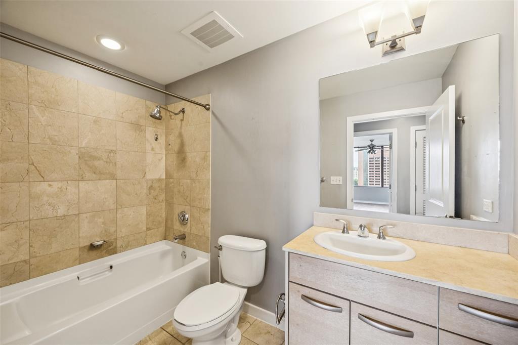 1200 Main Street, #503, Dallas, TX 75202