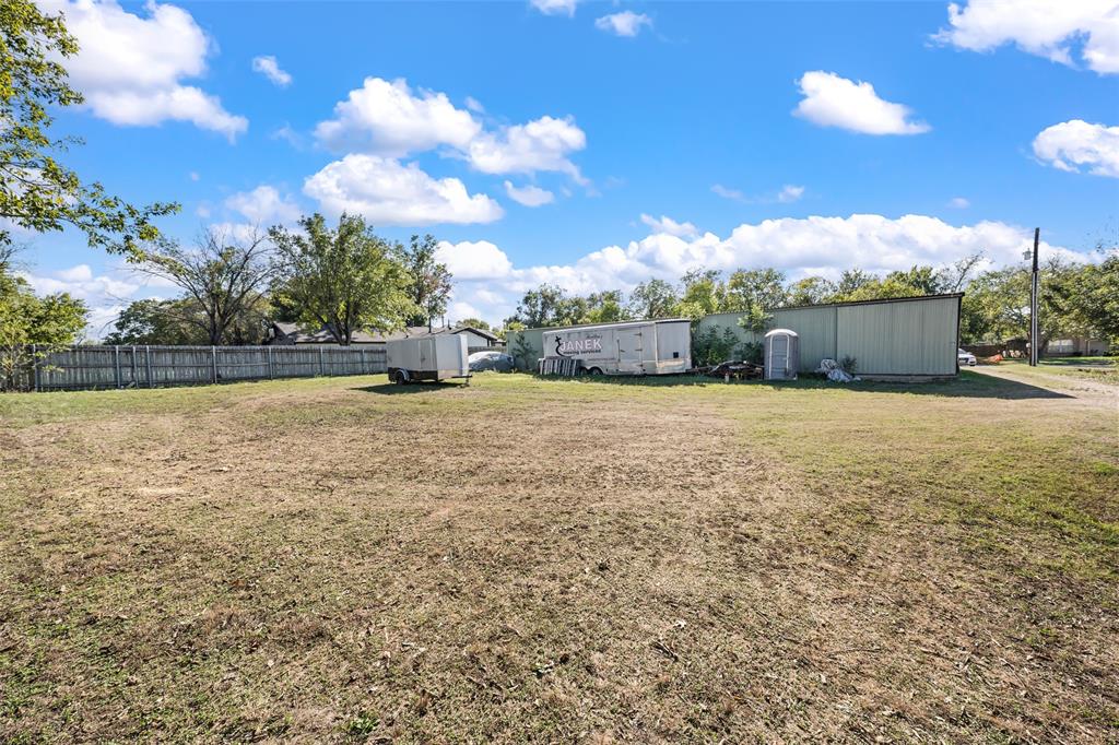 1105 Beard Avenue, Robinson, TX 76706 1105 Beard Avenue, Robinson, TX 76706