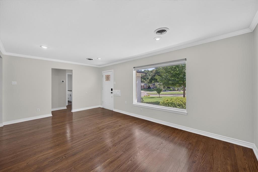 721 Owensons Drive, Dallas, TX 75224 721 Owensons Drive, Dallas, TX 75224