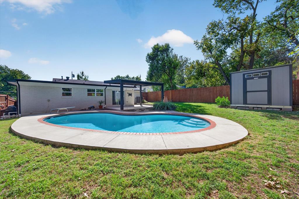 721 Owensons Drive, Dallas, TX 75224