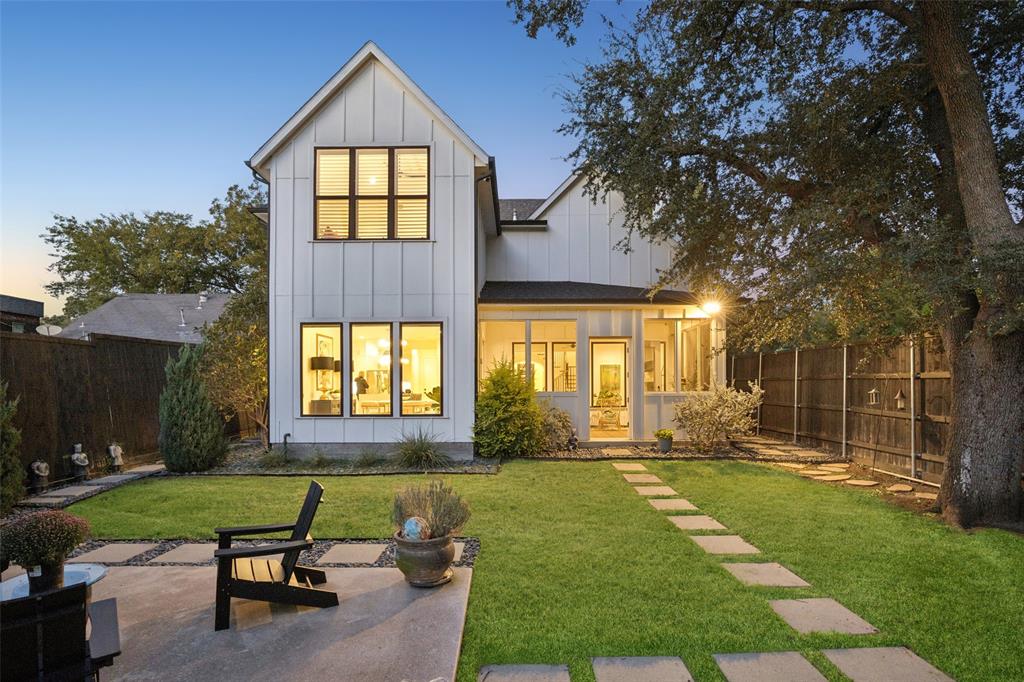 523 Cameron Avenue, Dallas, TX 75223