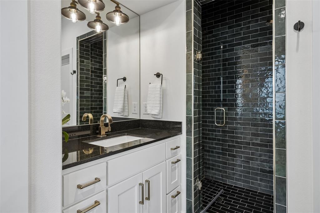 523 Cameron Avenue, Dallas, TX 75223