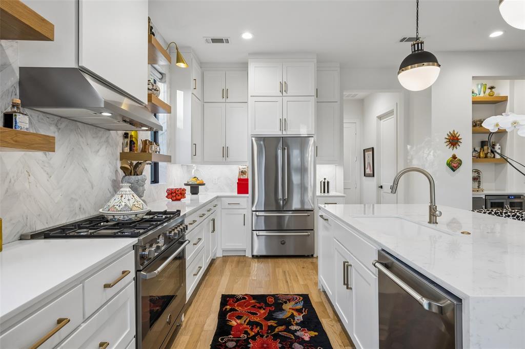 523 Cameron Avenue, Dallas, TX 75223