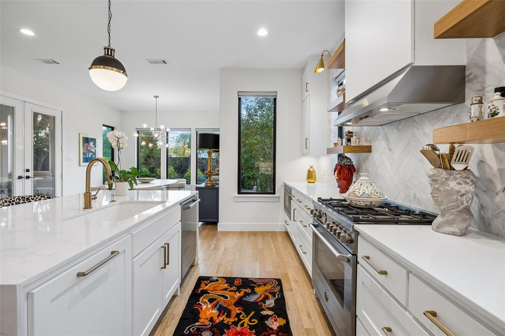 523 Cameron Avenue, Dallas, TX 75223