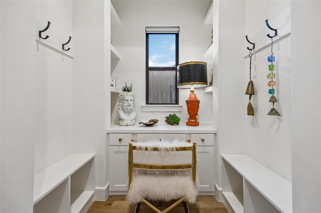 523 Cameron Avenue, Dallas, TX 75223