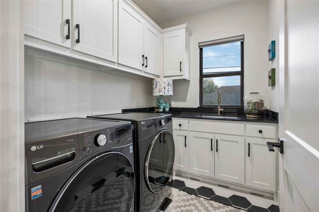 523 Cameron Avenue, Dallas, TX 75223