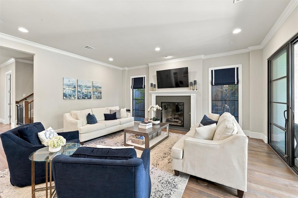 4112 Santa Barbara Drive, Dallas, TX 75214
