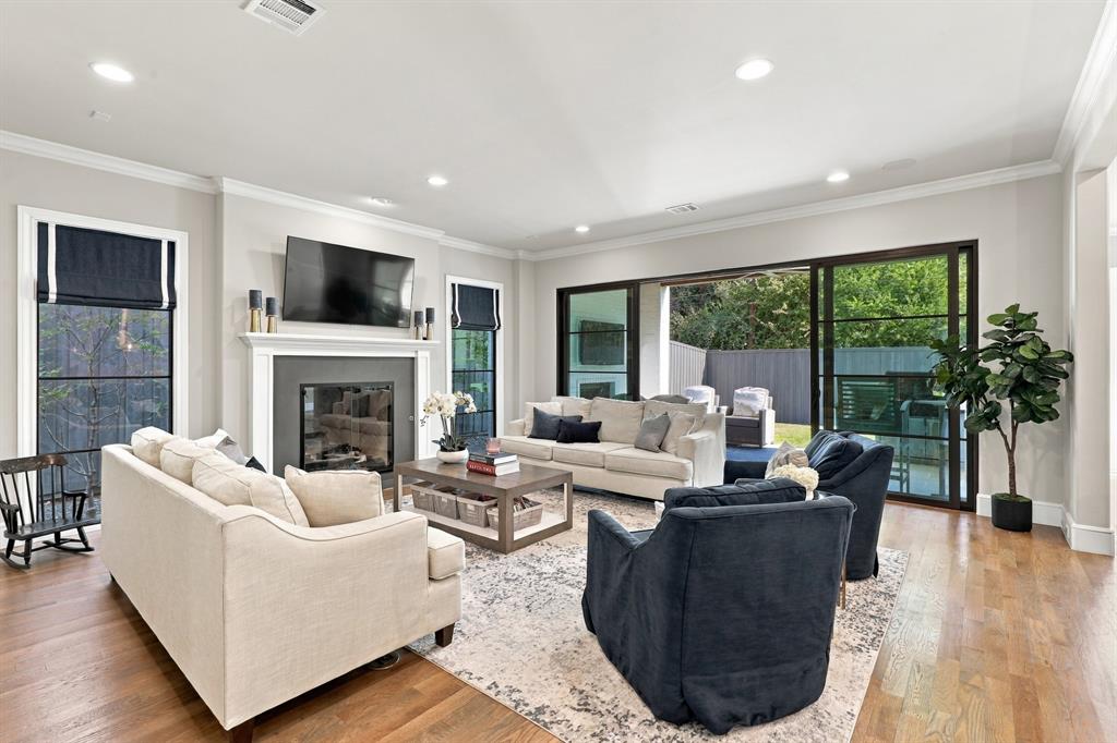 4112 Santa Barbara Drive, Dallas, TX 75214