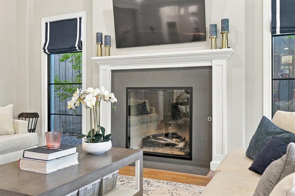 4112 Santa Barbara Drive, Dallas, TX 75214