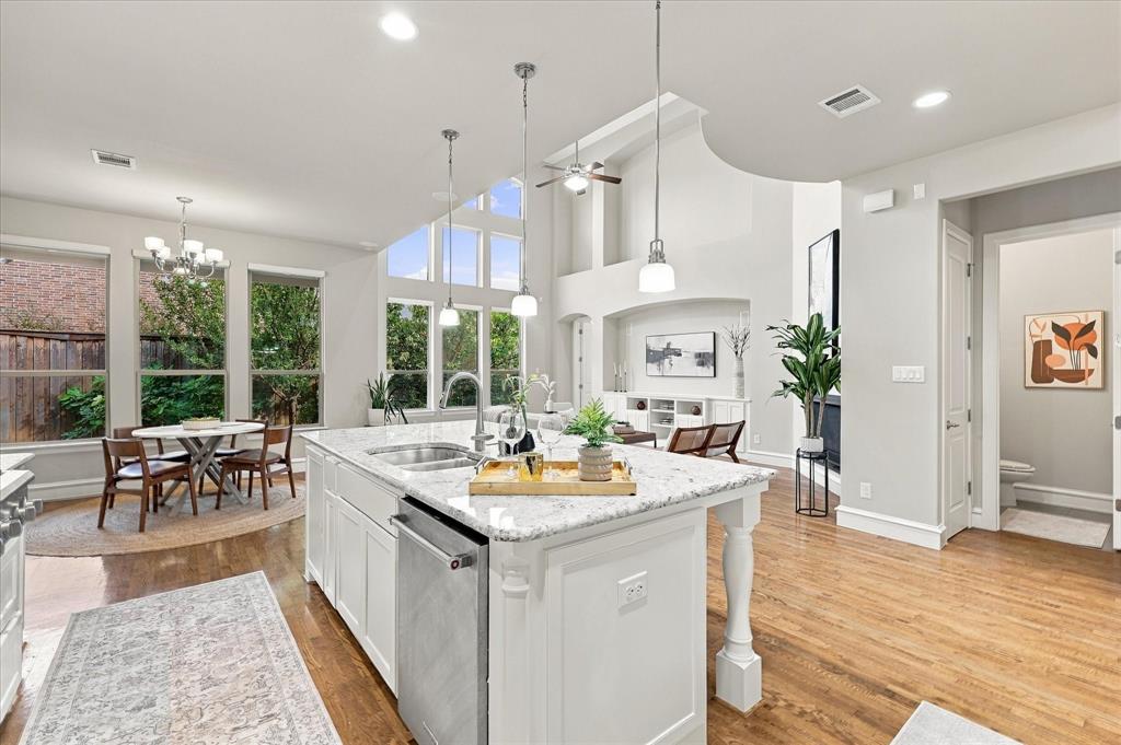 Large island with upgraded granite