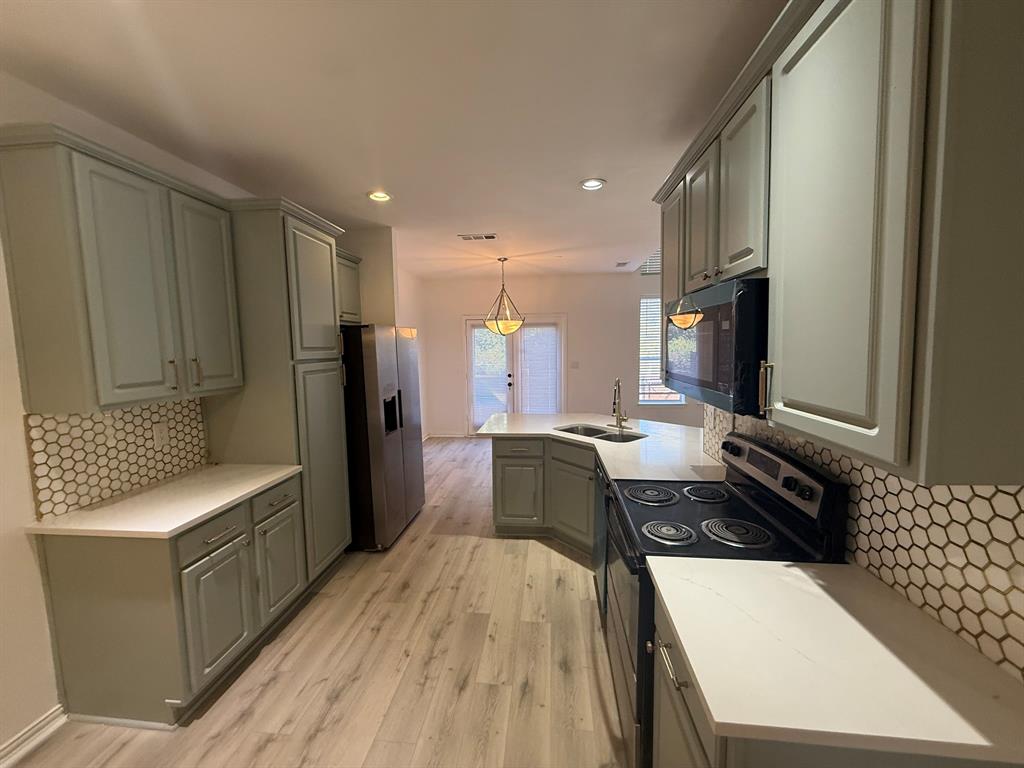 10017 Dryden Lane, Plano, TX 75025