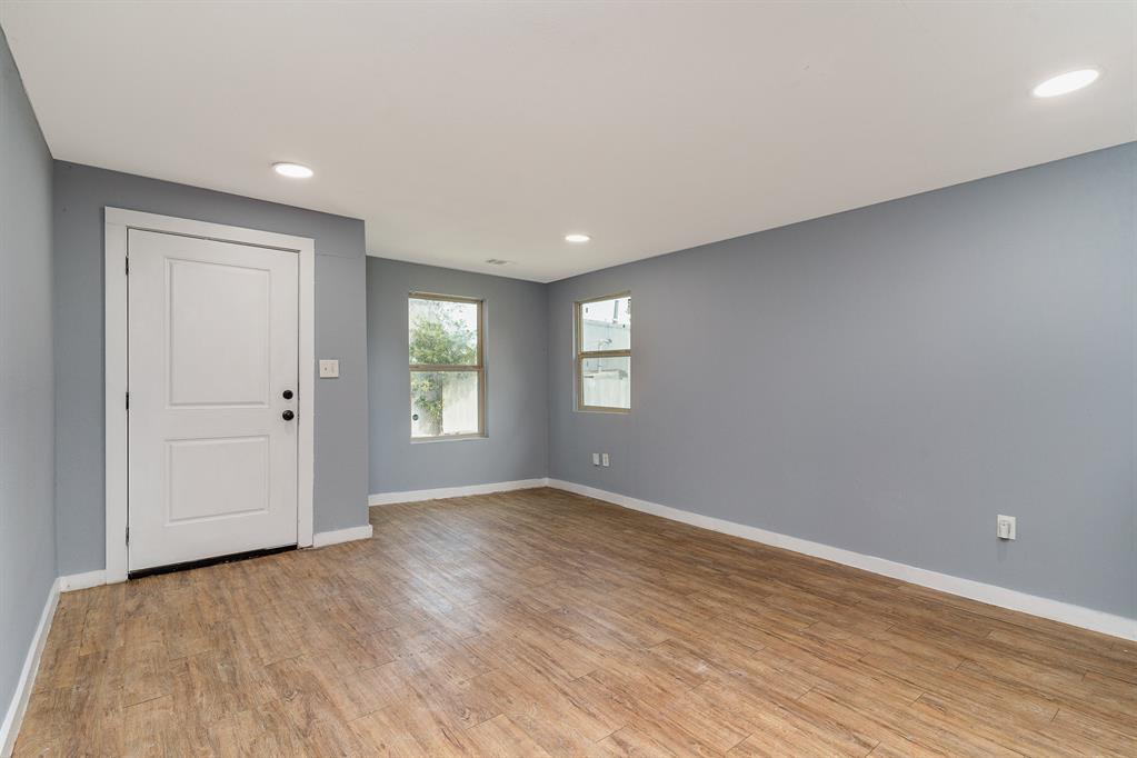 4621 Owenwood Avenue, Dallas, TX 75223 4621 Owenwood Avenue, Dallas, TX 75223