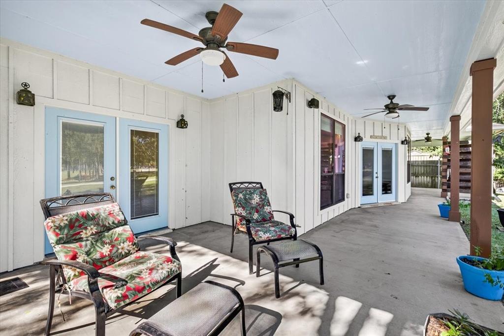 3410 Christina Court N, Athens, TX 75752