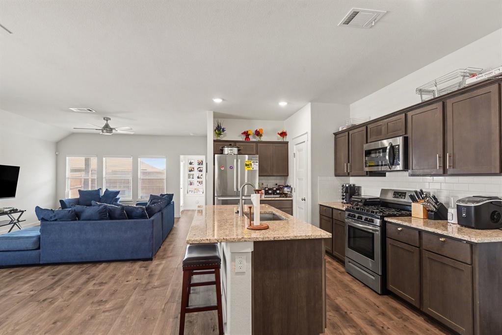 1566 Gentle Night Drive, Forney, TX 75126