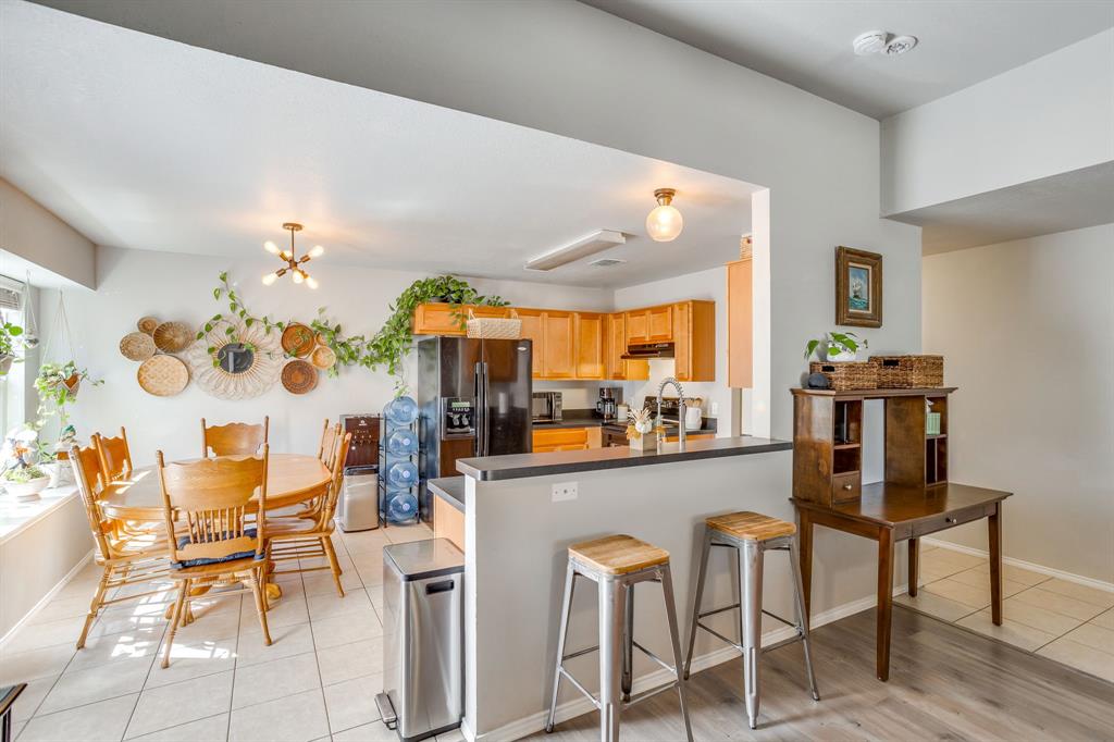 4002 Sapphire Lane, Granbury, TX 76049 4002 Sapphire Lane, Granbury, TX 76049