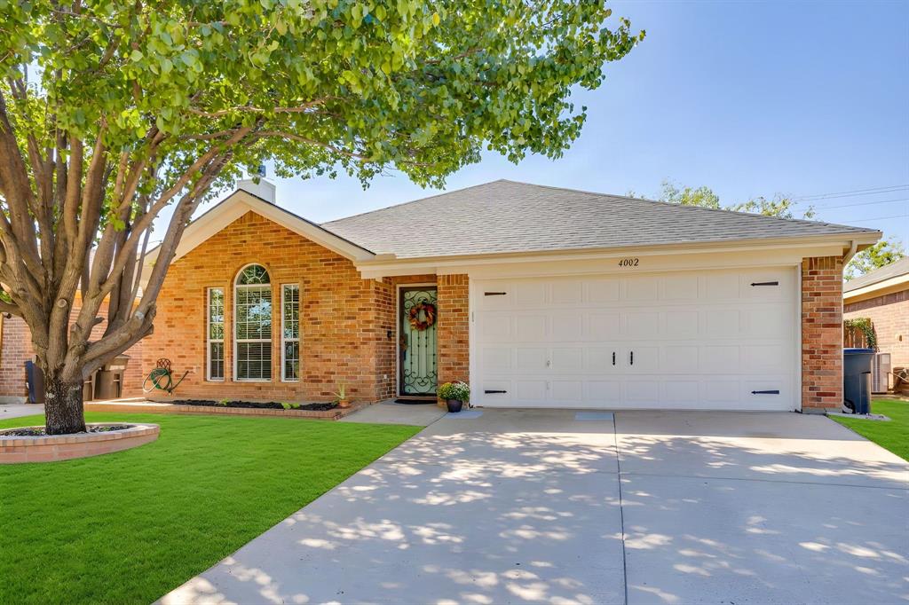 4002 Sapphire Lane, Granbury, TX 76049 4002 Sapphire Lane, Granbury, TX 76049