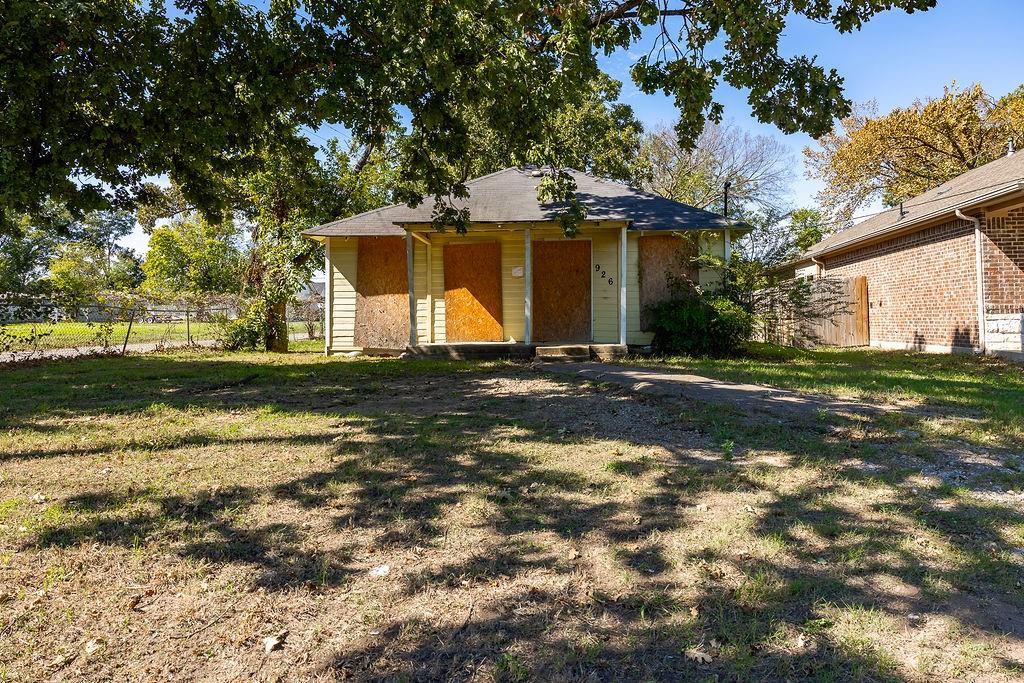 926 Frances Street S, Terrell, TX 75160