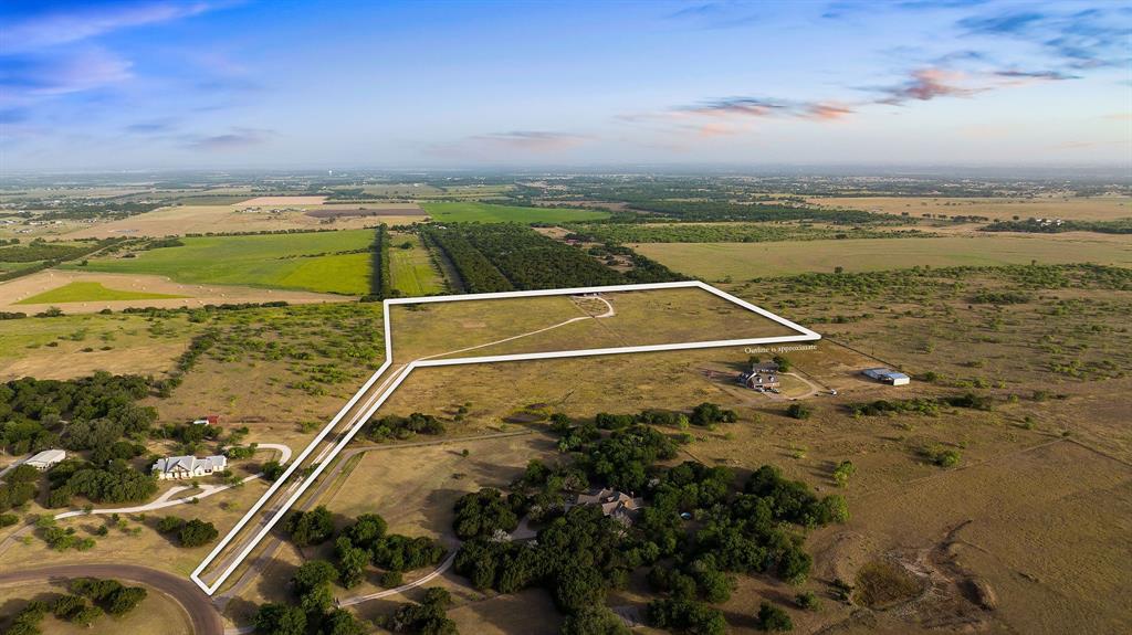 1095 Austin Hines Drive, China Spring, TX 76633