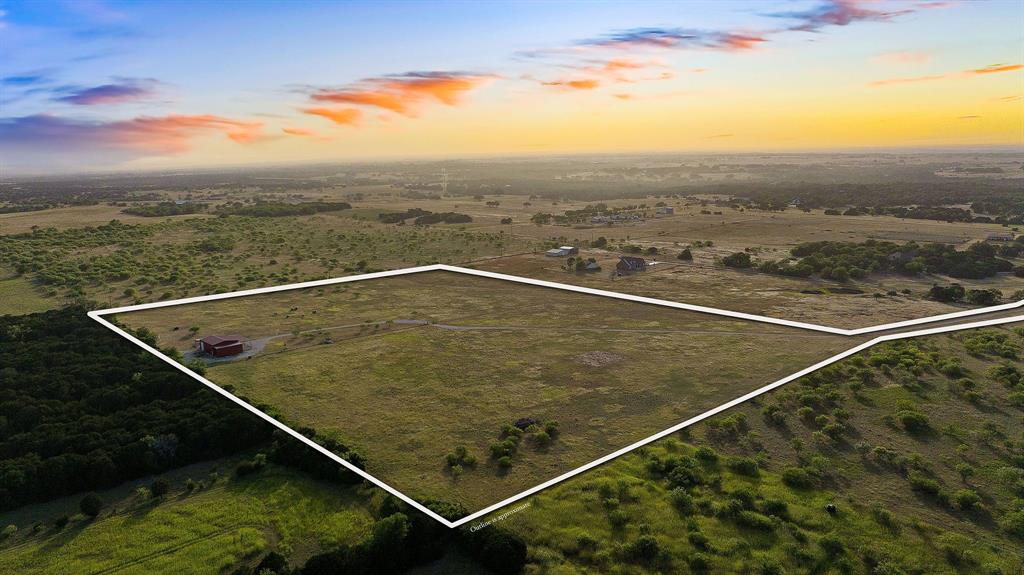 1095 Austin Hines Drive, China Spring, TX 76633