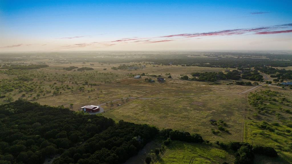 1095 Austin Hines Drive, China Spring, TX 76633