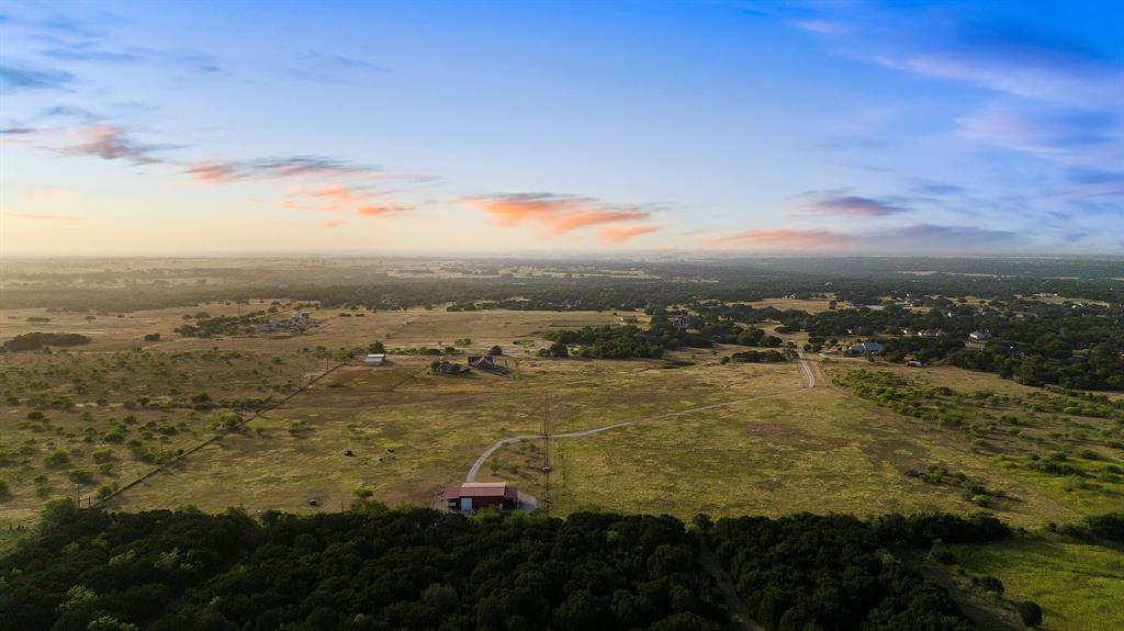 1095 Austin Hines Drive, China Spring, TX 76633