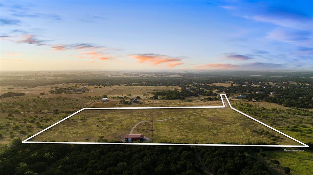 1095 Austin Hines Drive, China Spring, TX 76633