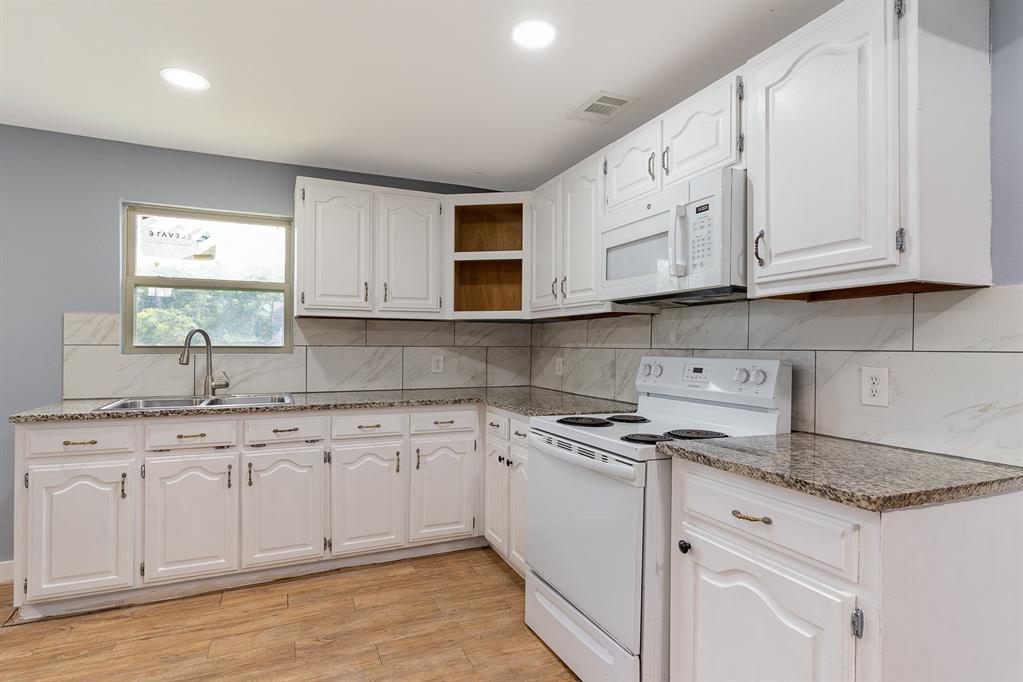 4621 Owenwood Avenue, Dallas, TX 75223