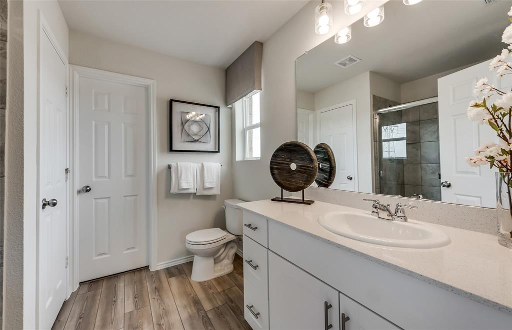 *Model Representation - Owner's private bath