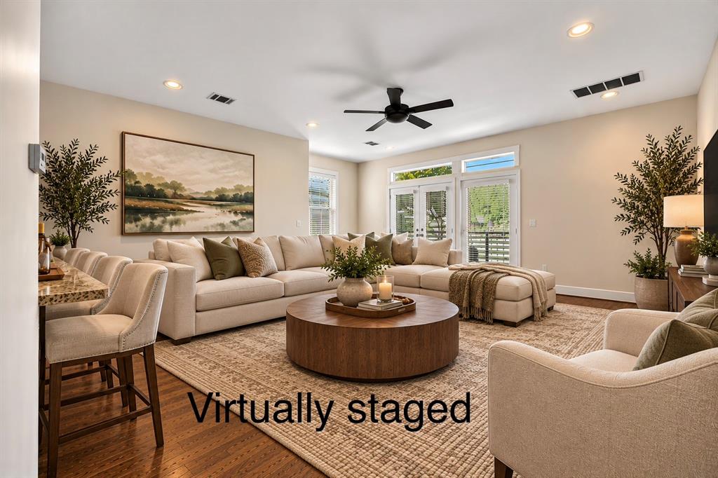 Virtually staged